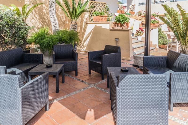 Hotel Malavoglia Aci Castello Esterno foto